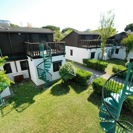 Locazione Turistica Borsetti.1 Holiday home