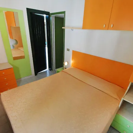 Locazione Turistica Borsetti.1 Holiday home *